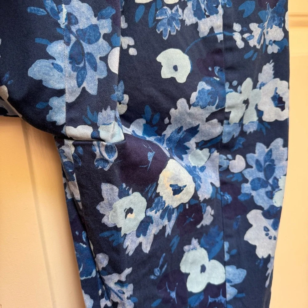 J. CREW 6 TALL Remi Blue Floral Re-Imagined Watercolor Pants Womens size 6T